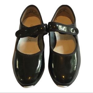 Danschuz Black Tap Shoes Sz 8 Girls